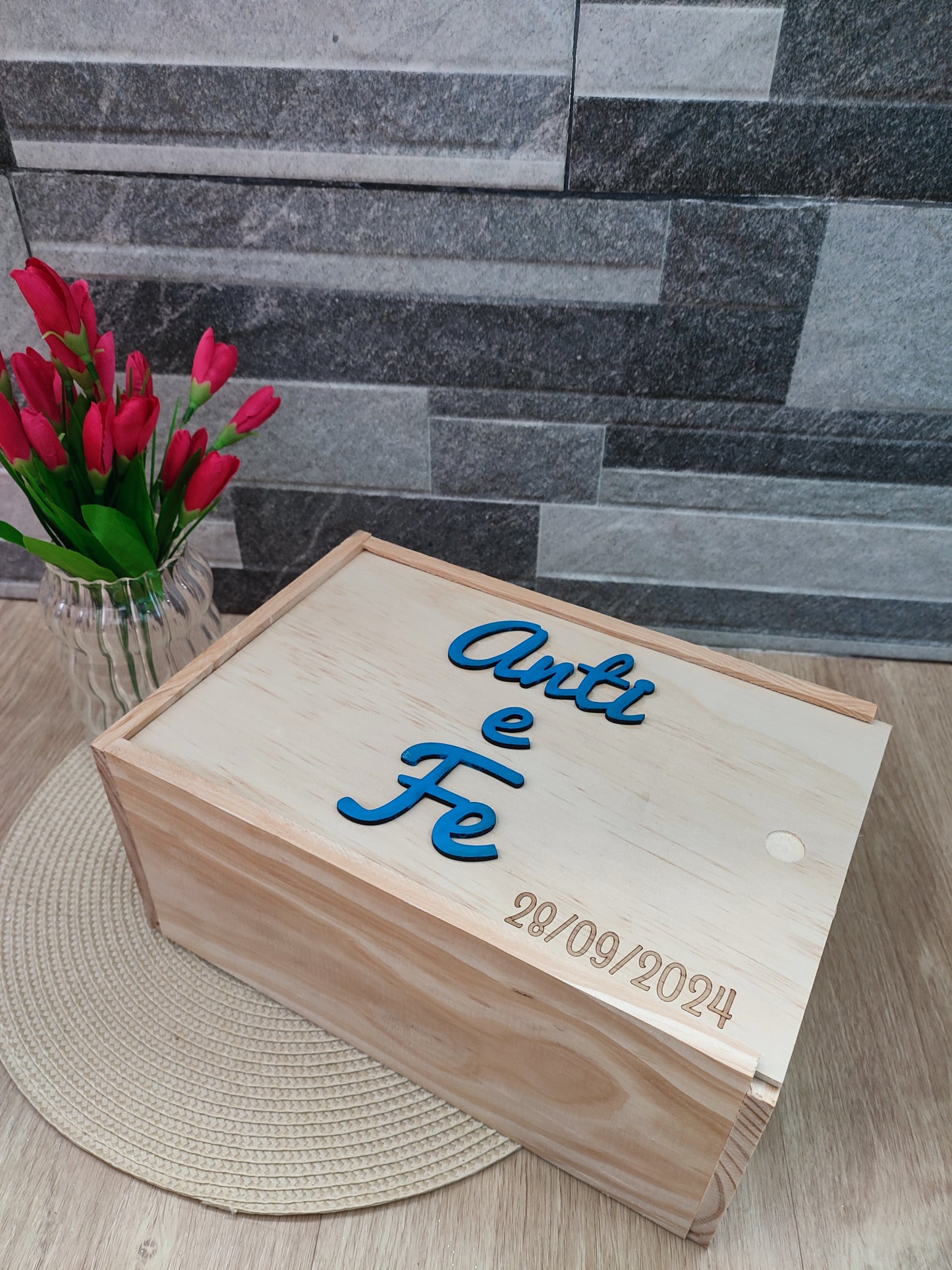 Copas y caja personalizadas