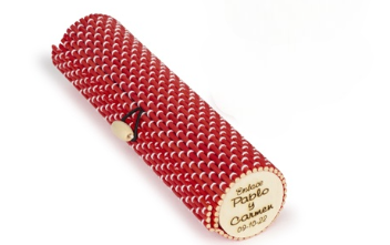 Caja bambú + abridor botella frases