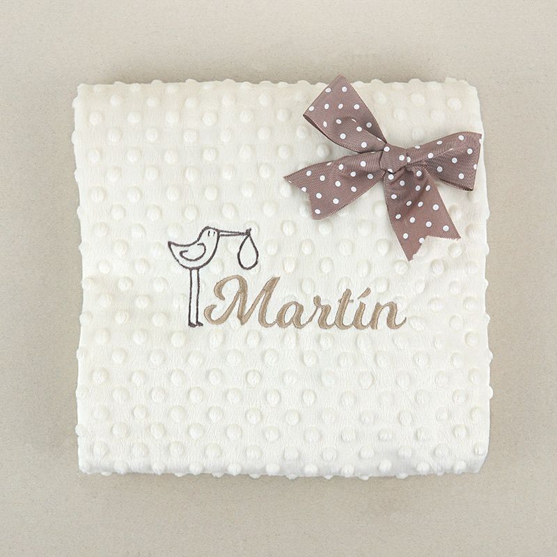 Manta personalizada con nombre, dibujo y lazo