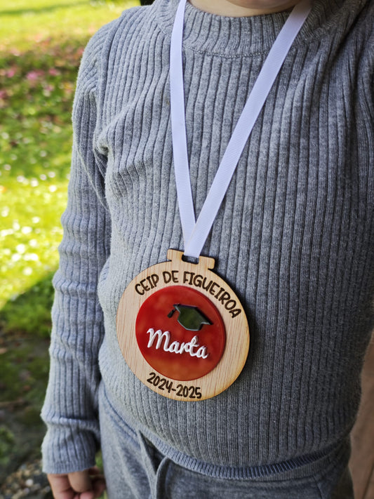 Medallas madera y metraquilato